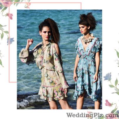 Delna Poonawalla Designs Fashion Designers weddingplz
