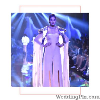 Delna Poonawalla Designs Fashion Designers weddingplz