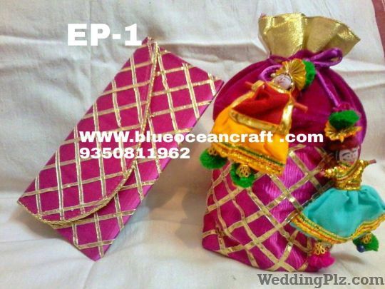 Pearl Flowers Trousseau Packer weddingplz