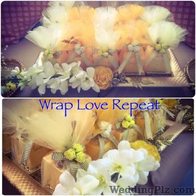 Wrap Love Repeat Trousseau Packer weddingplz