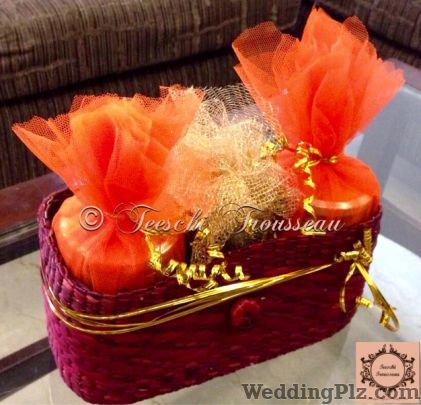 Teeschi Trousseau Trousseau Packer weddingplz