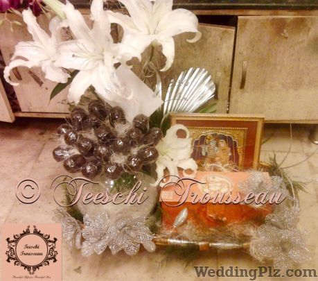 Teeschi Trousseau Trousseau Packer weddingplz