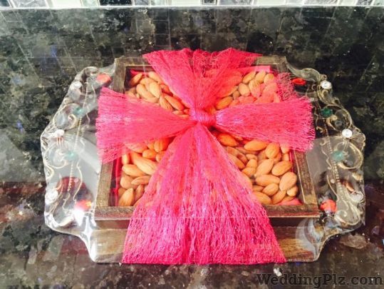 Trousseau Packing by Elan Trousseau Packer weddingplz