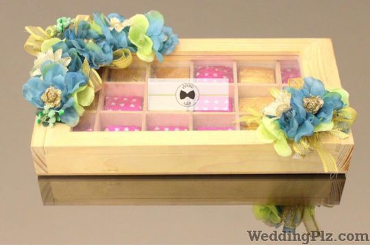 Wrap Lab Trousseau Packer weddingplz