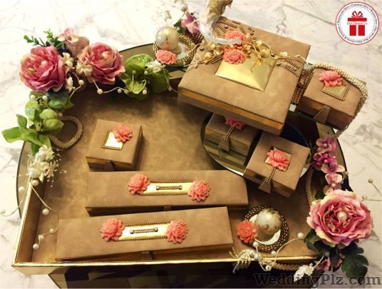 Gift Design Co Trousseau Packer weddingplz