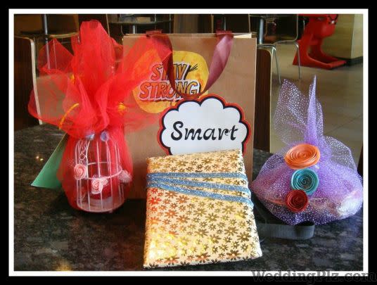 Wraps n Swirls Trousseau Packer weddingplz