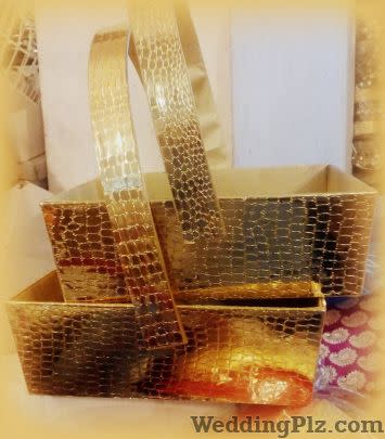 Wraps n Swirls Trousseau Packer weddingplz