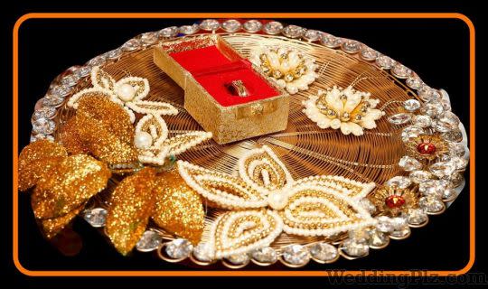 Wraps n Swirls Trousseau Packer weddingplz