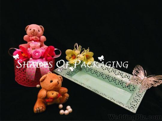 Shades Of Packaging Trousseau Packer weddingplz