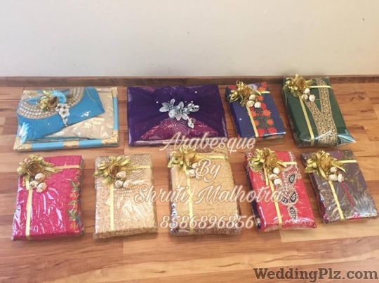 Arabesque Trousseau Packer weddingplz