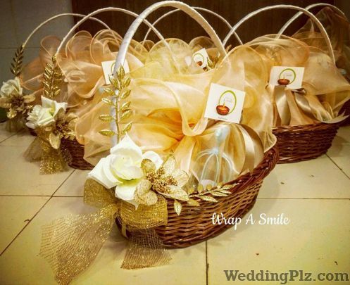 Wrap a Smile by Shreya Ahuja Trousseau Packer weddingplz