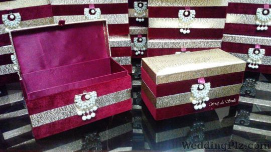 Wrap a Smile by Shreya Ahuja Trousseau Packer weddingplz