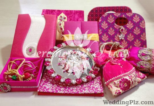 Ceremonial Hues Trousseau Packer weddingplz