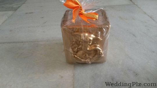 Casa Vida Trousseau Packer weddingplz