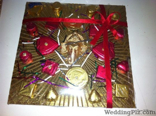 Bows N Wraps Trousseau Packer weddingplz
