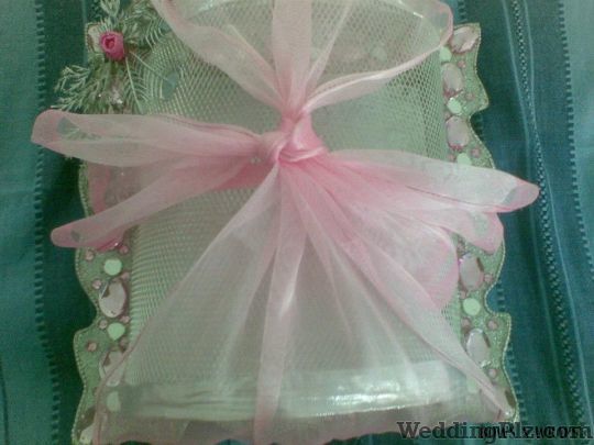 Bows N Wraps Trousseau Packer weddingplz