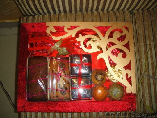 Bows N Wraps Trousseau Packer weddingplz