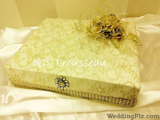 D Trousseau Trousseau Packer weddingplz