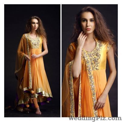 Divya Gupta Boutiques weddingplz