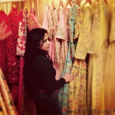 Sonali Gupta Boutiques weddingplz