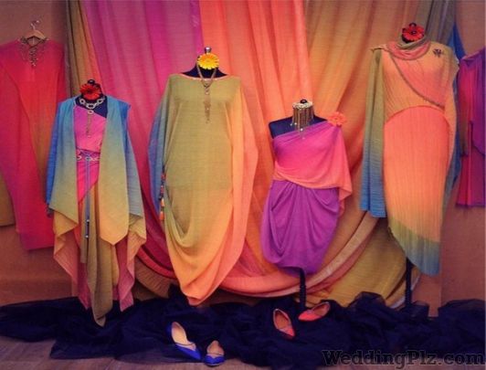 Tarun Tahiliani Boutiques weddingplz