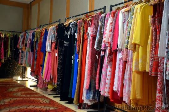 Adarsh Gill Boutiques weddingplz