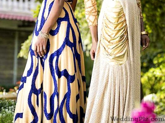 Charas By Ankur and Sonia Boutiques weddingplz