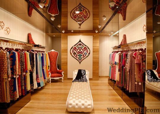 Deepika Anand Boutiques weddingplz
