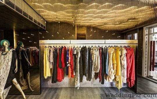 Razaa Boutiques weddingplz