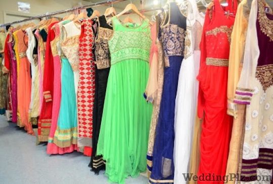 Daman Choli Boutiques weddingplz