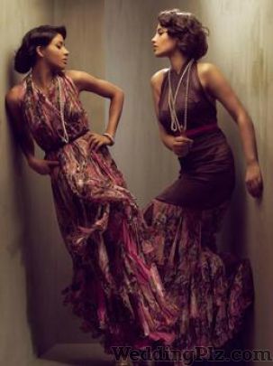 Suman Bajaj Boutiques weddingplz
