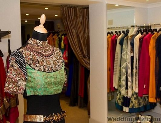 Kainih Tailors Boutiques weddingplz