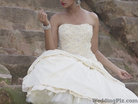 Regalia by Deepika Boutiques weddingplz