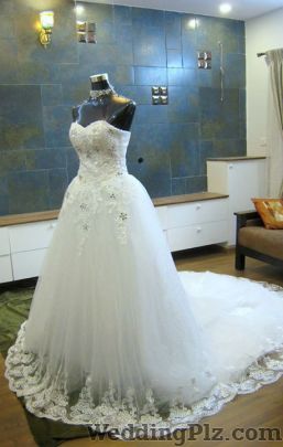 Brides and Whistles Boutiques weddingplz