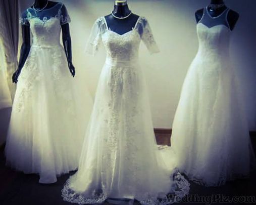 Brides and Whistles Boutiques weddingplz