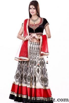 Neerus Indian Ethnic Boutiques weddingplz