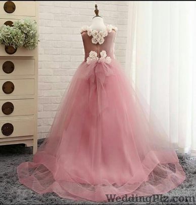 Baroque by Preeti Batra Boutiques weddingplz