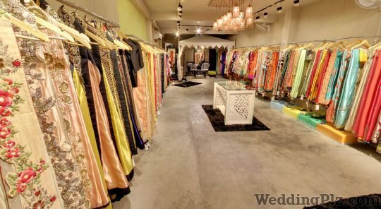 Gazal Gupta Boutiques weddingplz