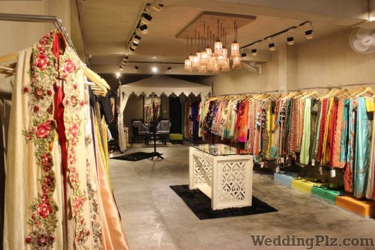 Gazal Gupta Boutiques weddingplz