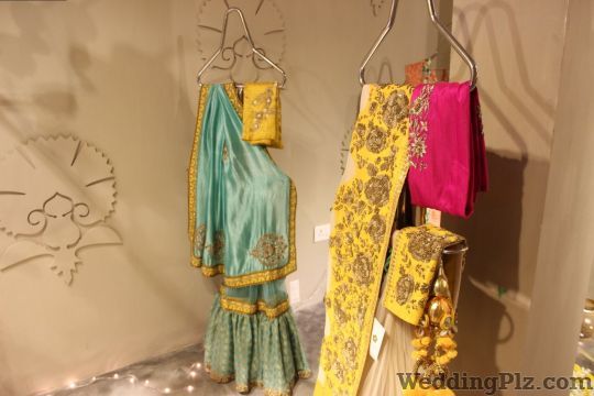 Gazal Gupta Boutiques weddingplz