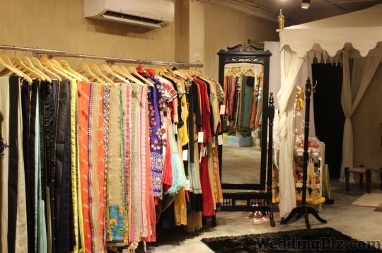 Gazal Gupta Boutiques weddingplz