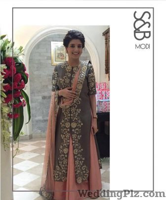 Saumya and Bhavini Modi Boutiques weddingplz