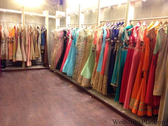 Monika Nidhii Boutiques weddingplz