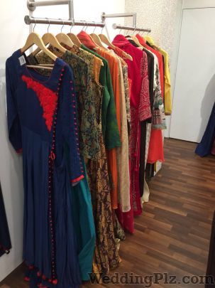 Mannjri Boutiques weddingplz