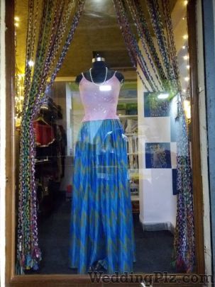 Hems and Seams Boutique Boutiques weddingplz