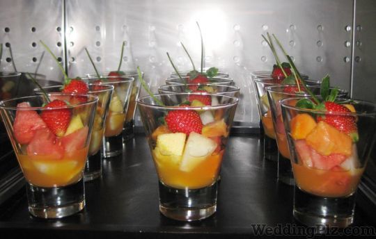 White Apron Caterers weddingplz