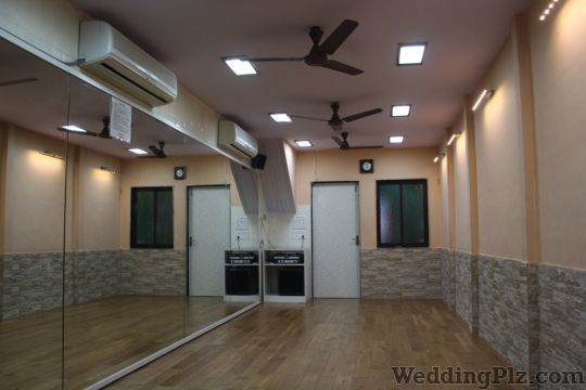 Atindriiya Performing Arts Studio Choreographers weddingplz