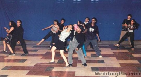Chow and Mow Choreographers weddingplz