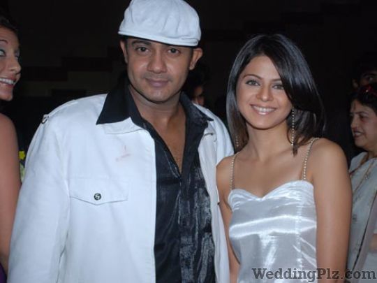Rahul Saxennas Dance Connection Choreographers weddingplz