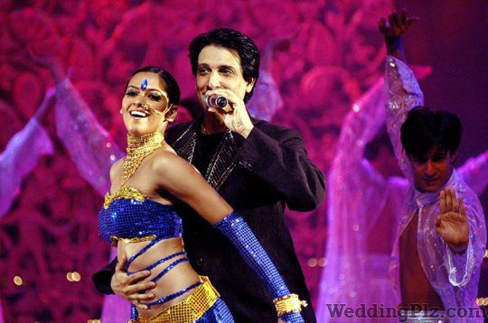 Shiamak Davars Institute For Performing Arts Choreographers weddingplz
